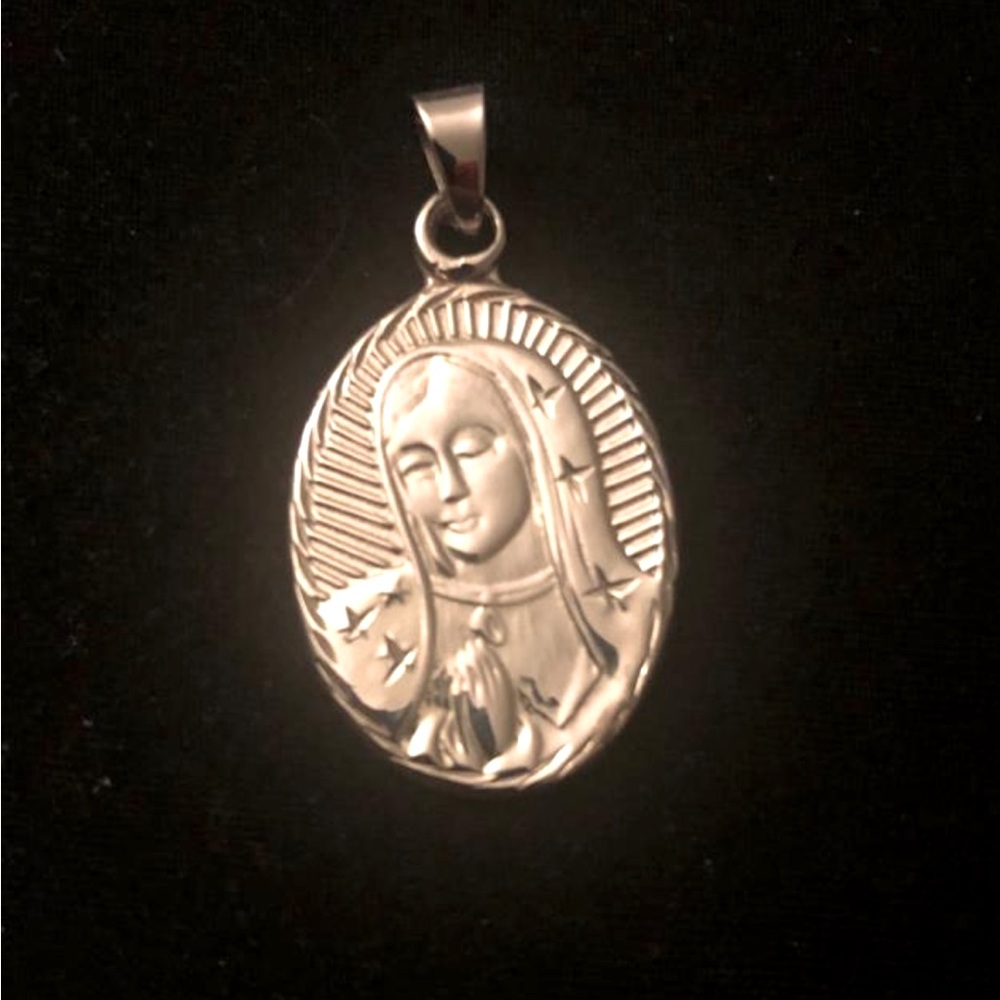 Silver 925 Virgen Guadalupe pendant